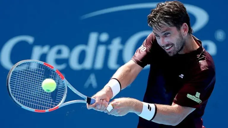 Norrie struggles in heat during straight-sets loss
