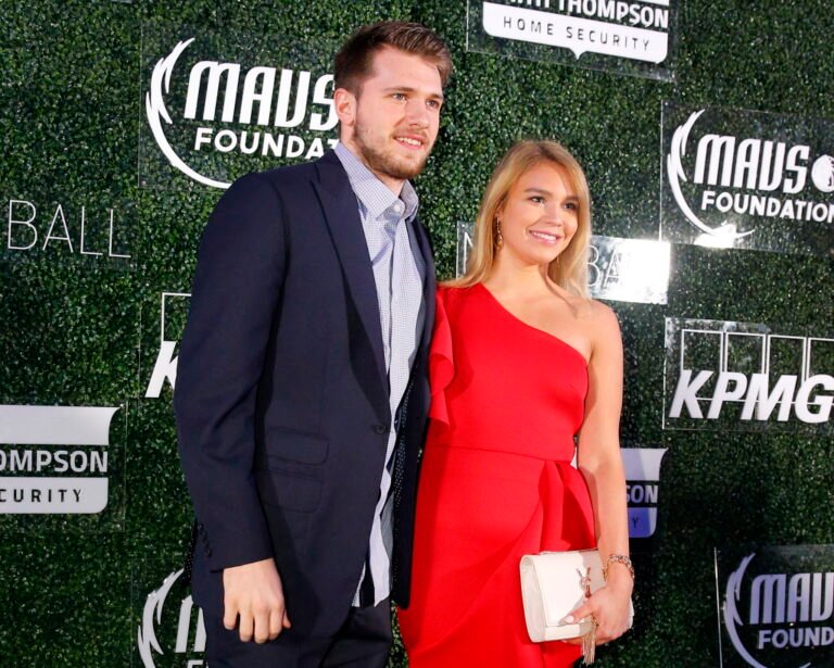 SHOCKING ANNOUNCEMENT: In the wake of a deeply personal announcement from Dallas Mavericks Point Guard Luka Dončić and his Girlfriend Anamaria Goltes recently shared news regarding their personal circumstances, prompting a wave of empathy and encouragement from across the National Basketball Association NBA. In a brief statement, the couple thanked supporters for their kindness and asked for privacy as they…..see more.