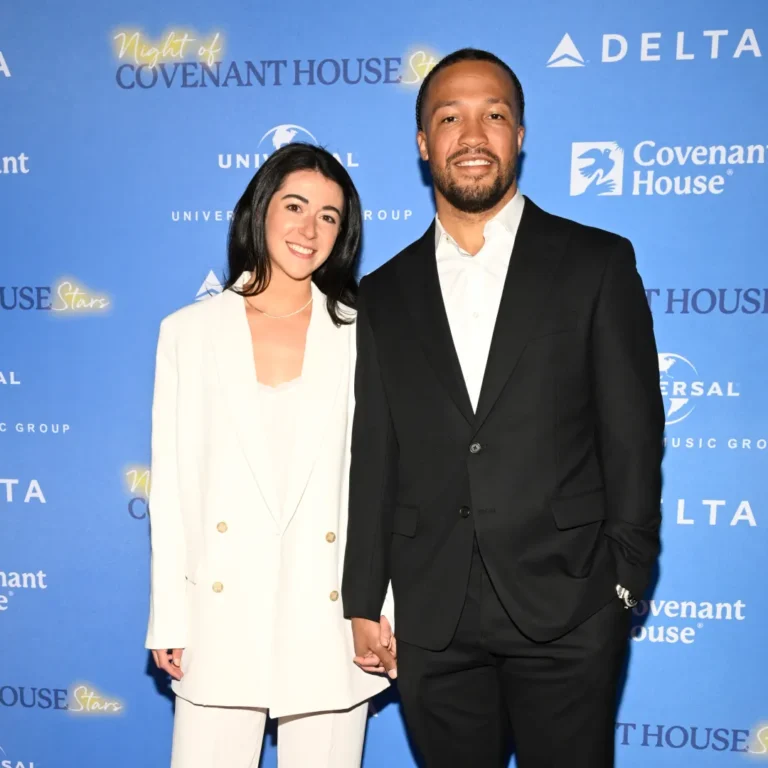 SHOCKING ANNOUNCEMENT: In the wake of a deeply personal announcement from New York Knicks Star Point Guard Jalen Brunson and his Wife Ali Marks recently shared news regarding their personal circumstances, prompting a wave of empathy and encouragement from across the National Basketball Association NBA. In a brief statement, the couple thanked supporters for their kindness and asked for privacy as they…..see more.