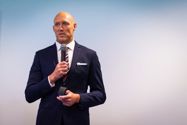 BREAKING NEWS: Sydney Roosters National Rugby League (NRL) team are electrified as legend star Craig Fitzgibbon come home, this time takes the senior coaching role with Roosters and explained that his coming back is to take the team to…….