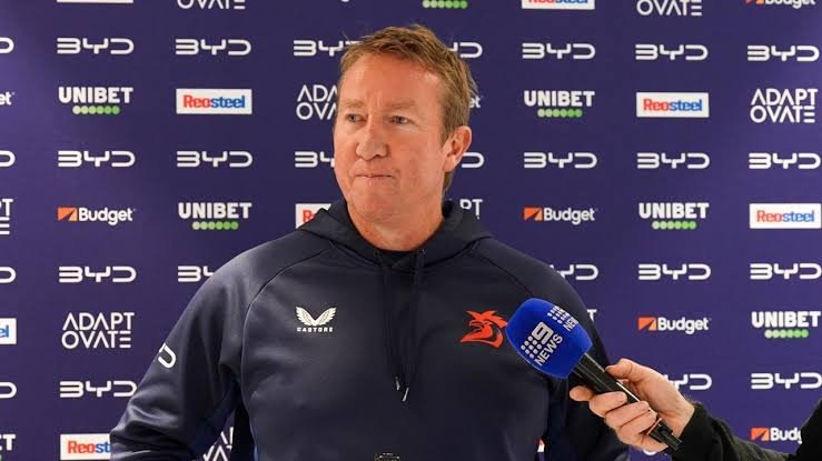 BREAKING NEWS: Excitement Hits Allianz Stadium Sydney Roosters fans and entire National Rugby League (NRL) community are overjoyed as Sydney roosters head coach Trent Robinson make major announcement of making winger Mark Nawaqanitawase the New..……view more