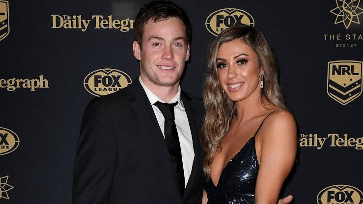 SHOCKING ANNOUNCEMENT: In the wake of a deeply personal announcement from Sydney roosters football Goalkeeper Sam Walker and his Girlfriend Bella Allan recently shared news regarding their personal circumstances, prompting a wave of empathy and encouragement from across the National Rugby League NRL. In a brief statement, the couple thanked supporters for their kindness and asked for privacy as they…..see more.