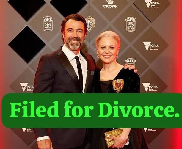 SHOCKING ANNOUNCEMENT: Geelong Cats fans and the Entire AFL community React shock as Head Coach Chris Scott Has officially files divorce with his wife Sarah and Announce to the public that….. See more