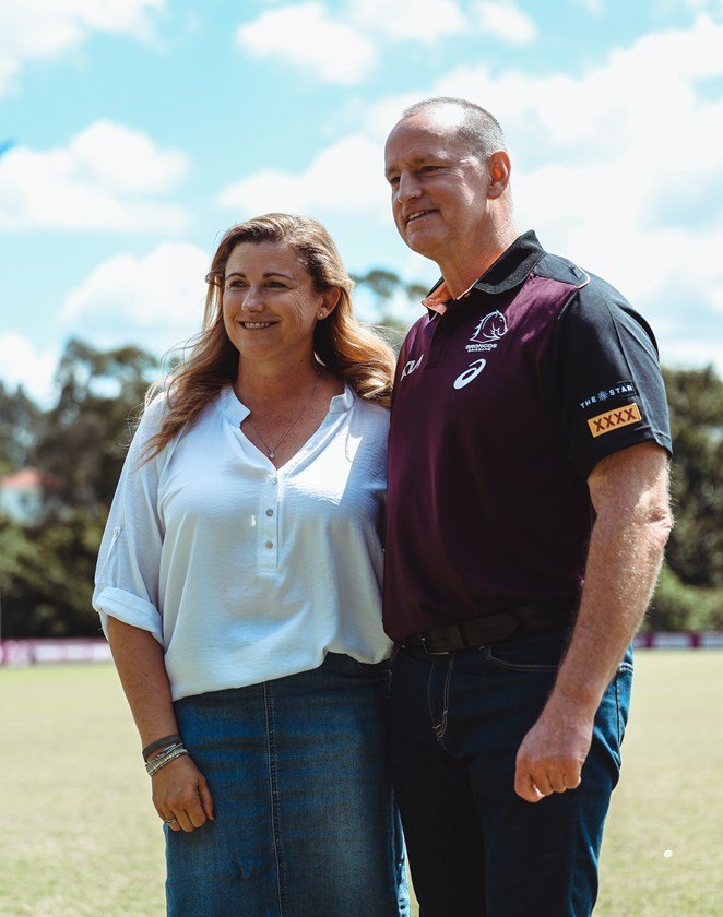 SHOCKING ANNOUNCEMENT: Brisbane broncos Head coach Michael Maguire and his wife Joelle, recently shared news regarding their personal circumstances, prompting a wave of empathy and encouragement from across the National Rugby League (NRL). In a brief statement, the couple thanked supporters for their kindness and asked for privacy as they………read more