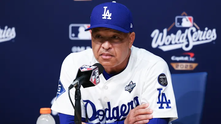 ESPN CONFIRMED: Just Moments Ago, Los Angeles Dodgers Baseball Head Coach Dave Roberts Steps Down Due to Significant Error facing…….READ MORE