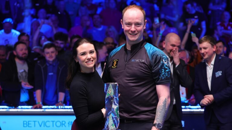 𝐒𝐇𝐎𝐂𝐊𝐈𝐍𝐆 𝐀𝐍𝐍𝐎𝐔𝐍𝐂𝐄𝐌𝐄𝐍𝐓: 𝐈𝐧 𝐭𝐡𝐞 𝐰𝐚𝐤𝐞 𝐨𝐟 𝐚 𝐝𝐞𝐞𝐩𝐥𝐲 𝐩𝐞𝐫𝐬𝐨𝐧𝐚𝐥 𝐚𝐧𝐧𝐨𝐮𝐧𝐜𝐞𝐦𝐞𝐧𝐭 𝐟𝐫𝐨𝐦 𝐩𝐫𝐨𝐟𝐞𝐬𝐬𝐢𝐨𝐧𝐚𝐥 𝐬𝐧𝐨𝐨𝐤𝐞𝐫 𝐩𝐥𝐚𝐲𝐞𝐫 𝐂𝐡𝐫𝐢𝐬 𝐖𝐚𝐤𝐞𝐥𝐢𝐧 𝐚𝐧𝐝 𝐡𝐢𝐬 𝐏𝐚𝐫𝐭𝐧𝐞𝐫 𝐋𝐮𝐜𝐲 𝐫𝐞𝐜𝐞𝐧𝐭𝐥𝐲 𝐬𝐡𝐚𝐫𝐞𝐝 𝐧𝐞𝐰𝐬 𝐫𝐞𝐠𝐚𝐫𝐝𝐢𝐧𝐠 𝐭𝐡𝐞𝐢𝐫 𝐩𝐞𝐫𝐬𝐨𝐧𝐚𝐥 𝐜𝐢𝐫𝐜𝐮𝐦𝐬𝐭𝐚𝐧𝐜𝐞𝐬, 𝐩𝐫𝐨𝐦𝐩𝐭𝐢𝐧𝐠 𝐚 𝐰𝐚𝐯𝐞 𝐨𝐟 𝐞𝐦𝐩𝐚𝐭𝐡𝐲 𝐚𝐧𝐝 𝐞𝐧𝐜𝐨𝐮𝐫𝐚𝐠𝐞𝐦𝐞𝐧𝐭 𝐟𝐫𝐨𝐦 𝐚𝐜𝐫𝐨𝐬𝐬 𝐭𝐡𝐞 𝐖𝐨𝐫𝐥𝐝 𝐏𝐫𝐨𝐟𝐞𝐬𝐬𝐢𝐨𝐧𝐚𝐥 𝐁𝐢𝐥𝐥𝐢𝐚𝐫𝐝𝐬 𝐚𝐧𝐝 𝐒𝐧𝐨𝐨𝐤𝐞𝐫 𝐀𝐬𝐬𝐨𝐜𝐢𝐚𝐭𝐢𝐨𝐧 𝐋𝐞𝐚𝐠𝐮𝐞 {𝐖𝐏𝐁𝐒𝐀}. 𝐈𝐧 𝐚 𝐛𝐫𝐢𝐞𝐟 𝐬𝐭𝐚𝐭𝐞𝐦𝐞𝐧𝐭, 𝐭𝐡𝐞 𝐜𝐨𝐮𝐩𝐥𝐞 𝐭𝐡𝐚𝐧𝐤𝐞𝐝 𝐬𝐮𝐩𝐩𝐨𝐫𝐭𝐞𝐫𝐬 𝐟𝐨𝐫 𝐭𝐡𝐞𝐢𝐫 𝐤𝐢𝐧𝐝𝐧𝐞𝐬𝐬 𝐚𝐧𝐝 𝐚𝐬𝐤𝐞𝐝 𝐟𝐨𝐫 𝐩𝐫𝐢𝐯𝐚𝐜𝐲 𝐚𝐬 𝐭𝐡𝐞𝐲…..𝐬𝐞𝐞 𝐦𝐨𝐫𝐞