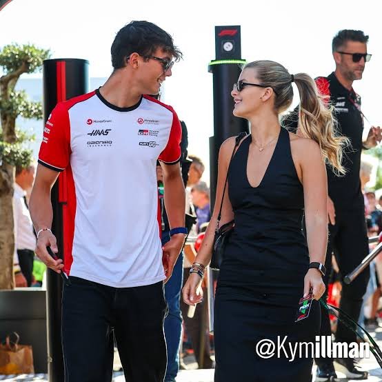 BOMBSHELL ANNOUNCEMENT: Geelong Cats Football Star Midfielder Ollie Dempsey A highly-rated midfielder officially Break up with his girlfriend, Georgie Prespakis _investigations indicates that the incident ….read more